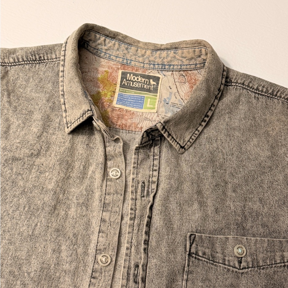 Modern Amusement‎ Gray Casual Button Down Shirt - Picture 2 of 10